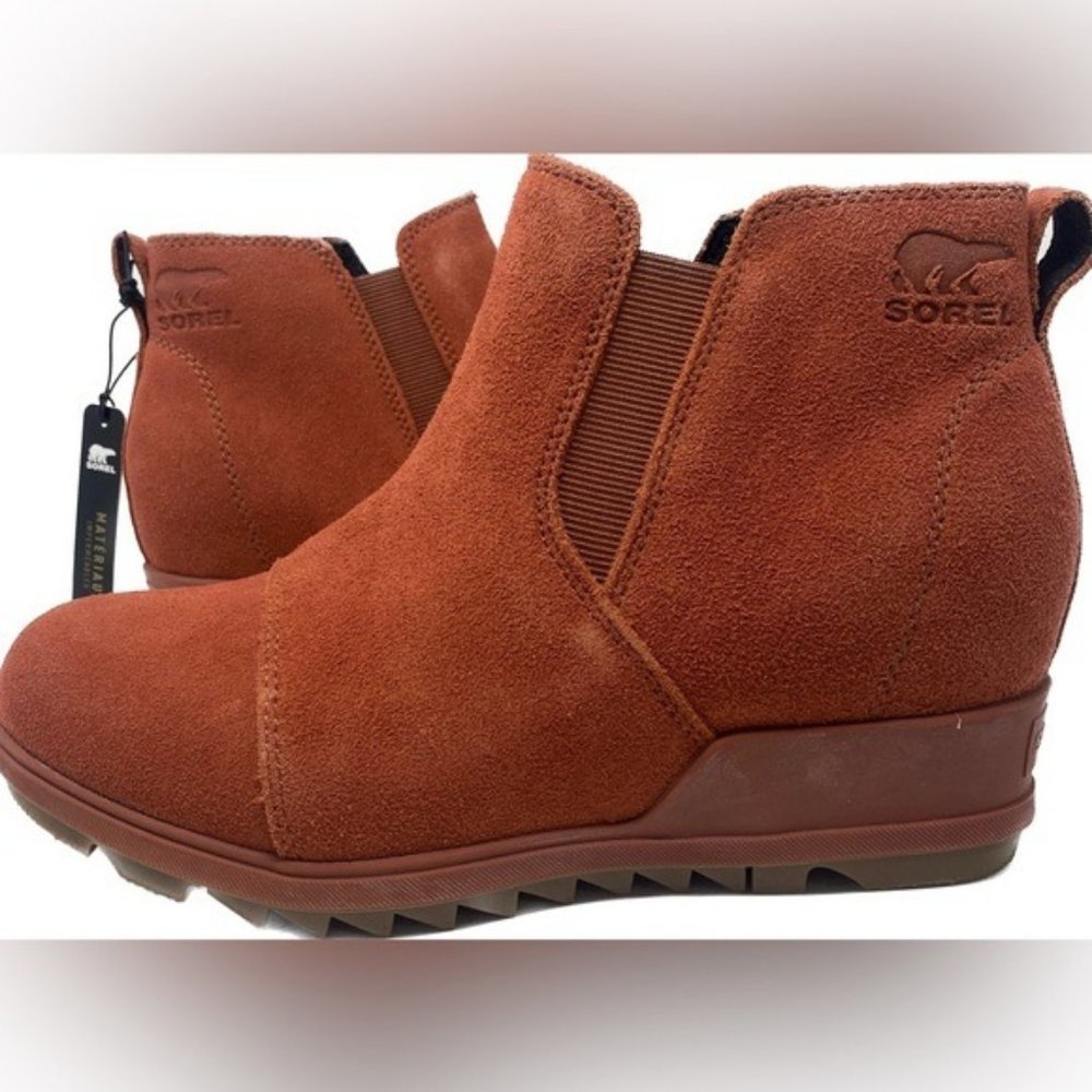 Sorel Women's Suede Chelsea Wedge Boot - Rust